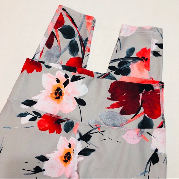 Fabletics Printed PowerHold Legging 0757 - Picture 7 of 8